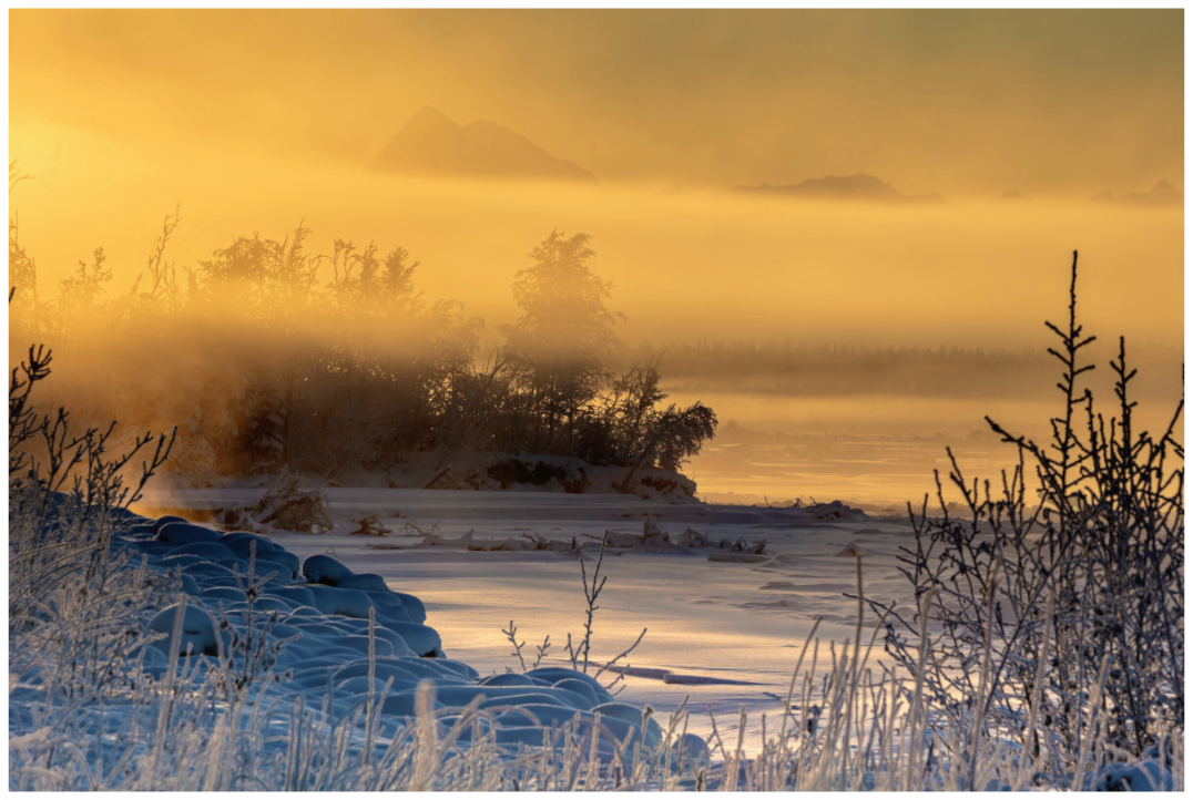 Main image Golden Stillness of Frozen Aether